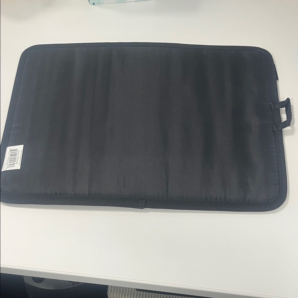 Black Organizer - Picture 2 of 3